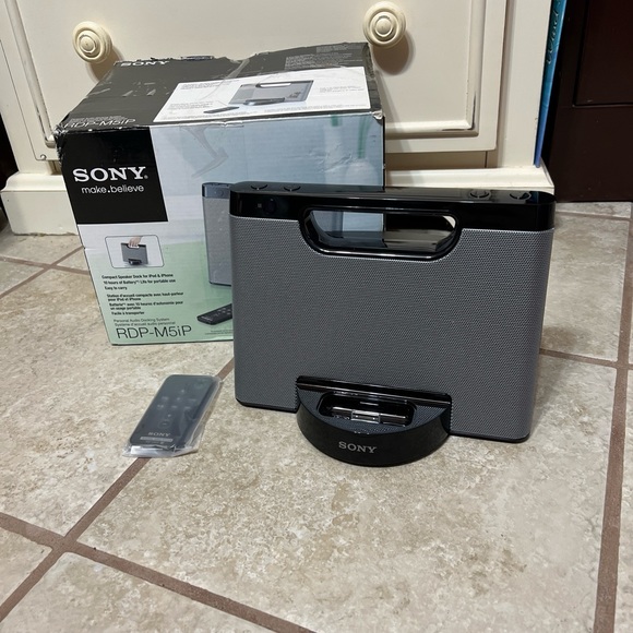 Sony Other - Sony speaker system for iPhone and iPod new never used
